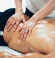 Spa de massagens e estética exclusivo masculino. Equipe exclusivamente masculina.